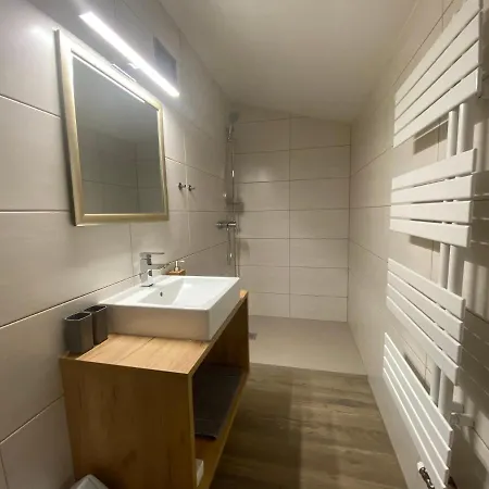 Marina Guest house 2*