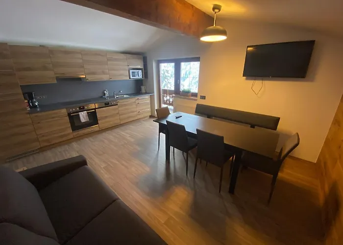 Marina Casa de hóspedes Tux